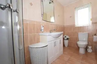 3 Turnstone ViewImage 16