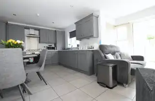 53 Riverhill LaneImage 7
