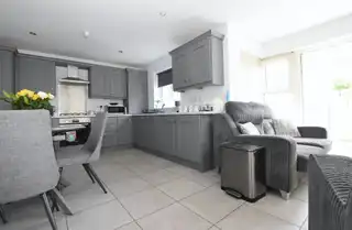 53 Riverhill LaneImage 7