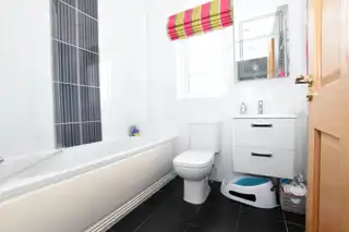 14 Tullynagardy AvenueImage 14