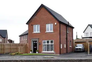 Image 1 for 2 Oak Meadow Green