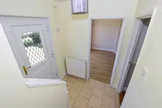 1 Kilcroney GreenImage 3
