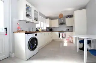 4 Regency DriveImage 6