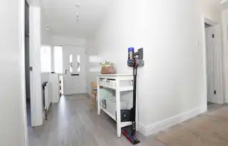 4 Regency DriveImage 5