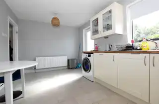 4 Regency DriveImage 7