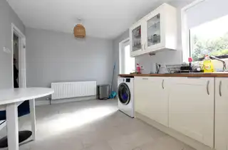 4 Regency DriveImage 7