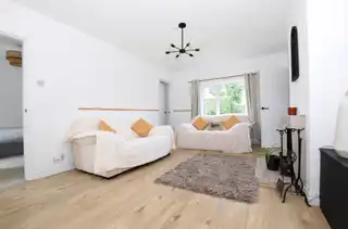 231 Abbey RoadImage 4