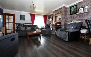 9 Mandeville AvenueImage 4