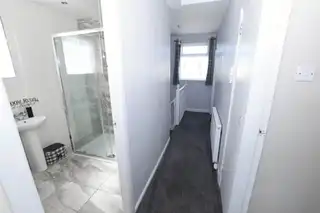 21 South GreenImage 10