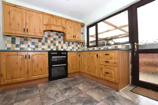 26 Lansdowne GardensImage 9