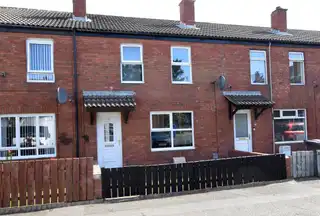 Image 1 for 2 Abbot Close