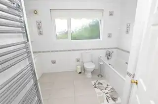 8 Beverley AvenueImage 15