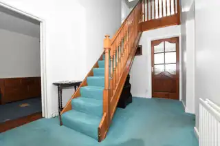8 Beverley AvenueImage 2