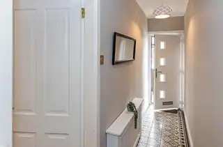 22 Willowholme DriveImage 4