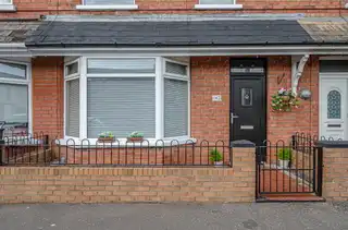 142 Ravenhill AvenueImage 2