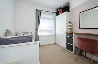142 Ravenhill AvenueImage 35