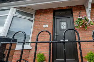 142 Ravenhill AvenueImage 3
