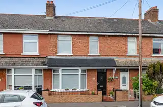 Image 1 for 142 Ravenhill Avenue