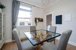 142 Ravenhill AvenueImage 21