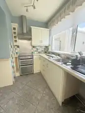 28 Stirling AvenueImage 3