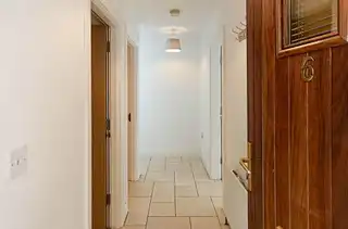 6 Kingsway ParkImage 4