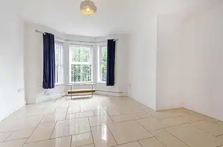6 Kingsway ParkImage 6