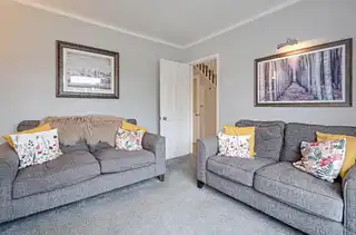 19 Abbey ParkImage 9