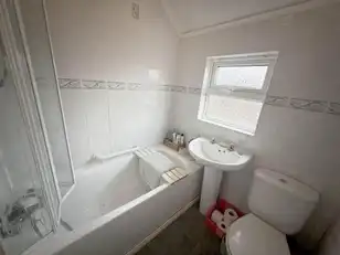 69 Willowfield ParadeImage 9