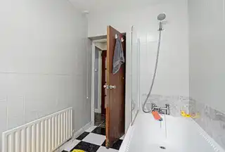 15 Watt StreetImage 19