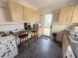 13 Chesham DriveImage 5