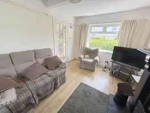 13 Chesham DriveImage 2
