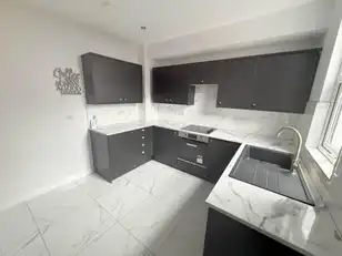 86 Belmont AvenueImage 6