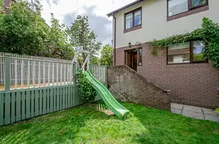 2 Thornhill GroveImage 58