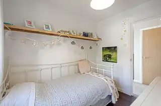 2 Thornhill GroveImage 43
