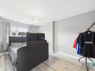 15 Beechwood AvenueImage 9