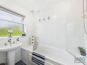 2 BrookvaleImage 13