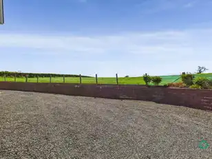 15 Mount Davys RoadImage 38