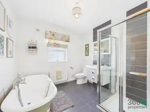 15 Mount Davys RoadImage 32