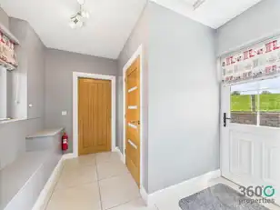 15 Mount Davys RoadImage 39