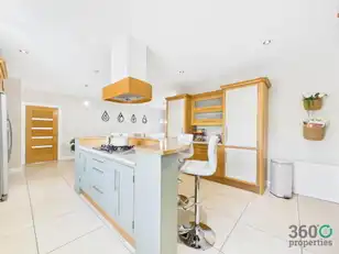 15 Mount Davys RoadImage 9