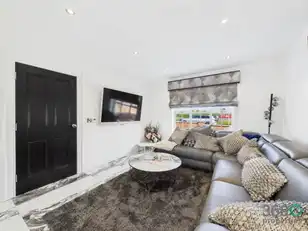 145 Carniny RoadImage 11