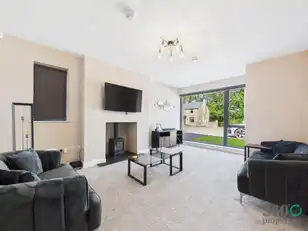 7 Dunadry GateImage 3