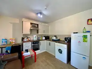 25 Rugby AvenueImage 4