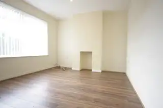 4 Glendale Avenue EastImage 2
