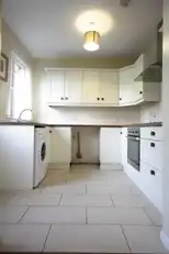 4 Glendale Avenue EastImage 3
