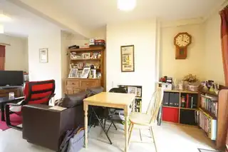 27 Ava ParkImage 2