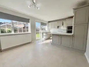 16 Chippendale CourtImage 3