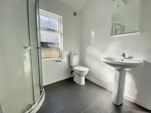 33 Sandhurst DriveImage 8