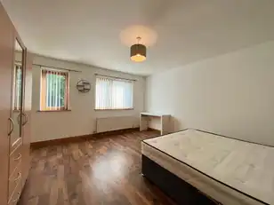 Apt 8 Forthriver RoadImage 6