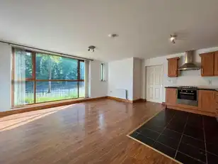 Apt 8 Forthriver RoadImage 3